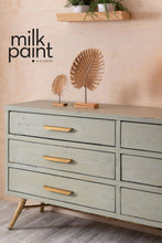 Load image into Gallery viewer, Vintage Laurel